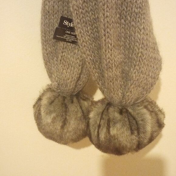 Style &Co. Soft Fluffy Grey Scarf!* - Picture 4 of 6